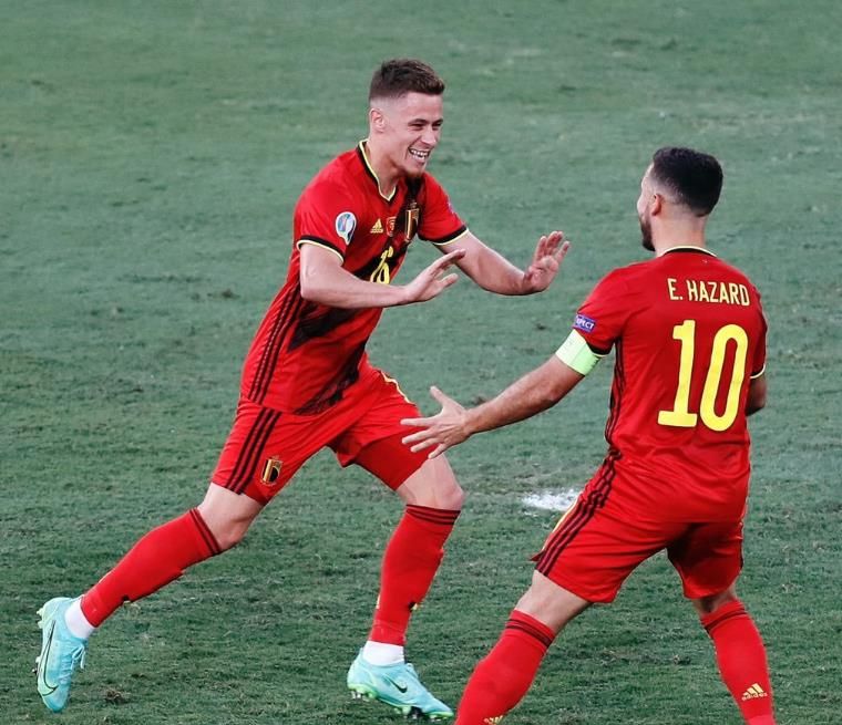 DFM险胜WBG，CoreJJ开启传奇时刻峡谷大战八强赛，强势挺进下一轮的简单介绍