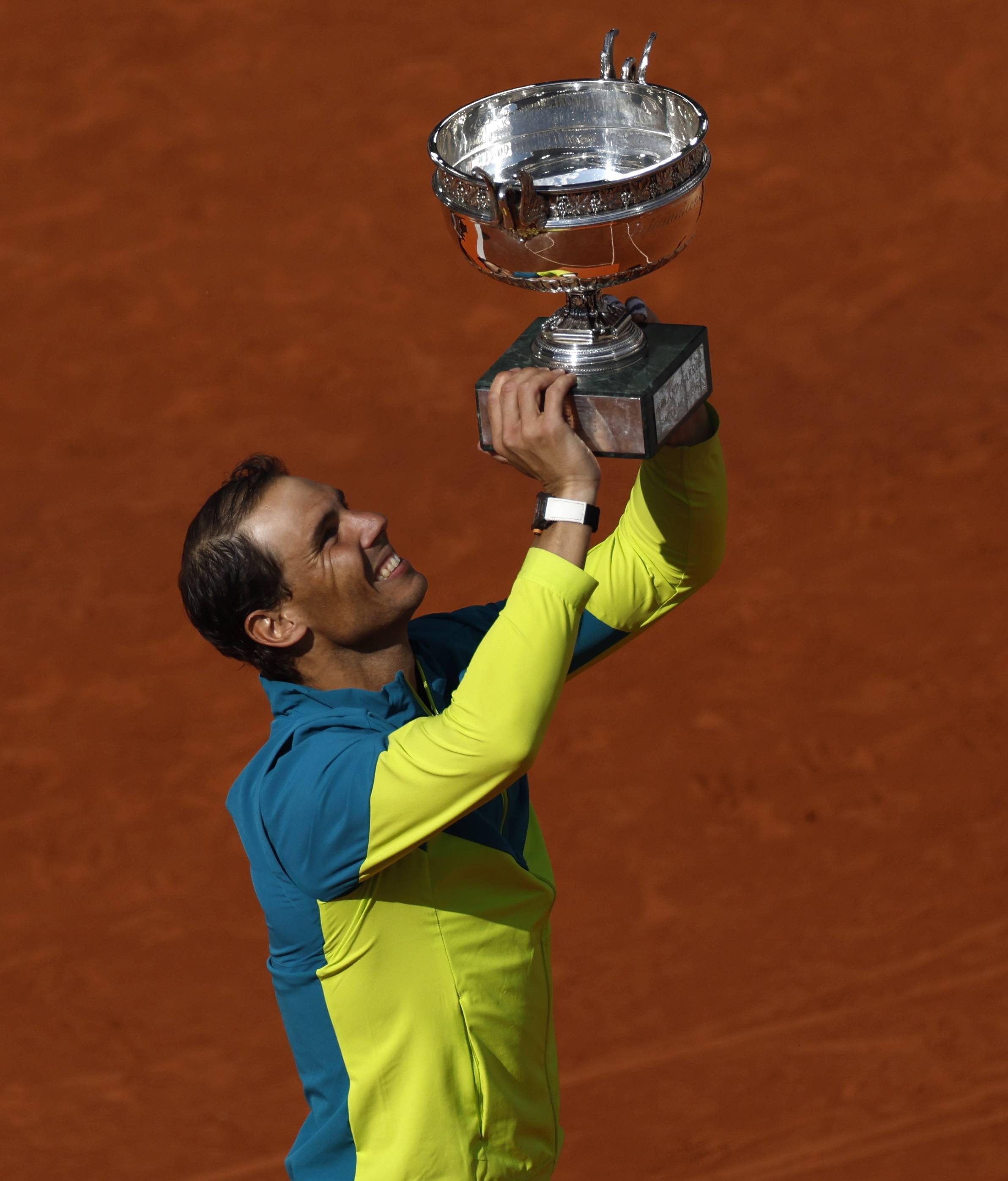 拉沃尔杯绝杀法网，纳达尔带队取胜