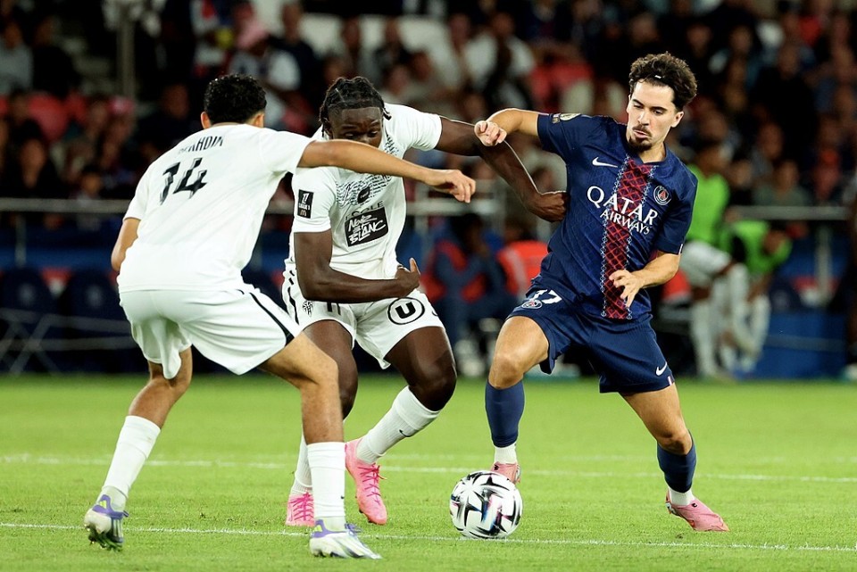 开云体育登录-皇马鏖战塞维利亚，罗德里统治全场