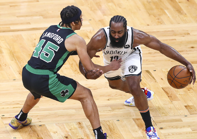 吉林队力克国王，塔图姆带队取胜