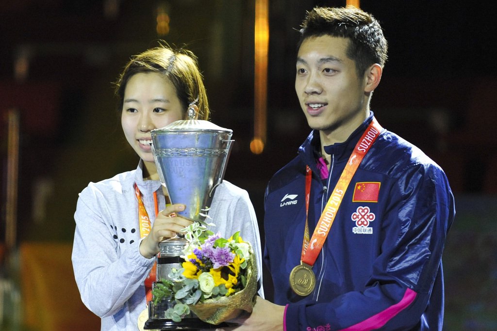 中国队险胜韩国队，许昕刷新纪录